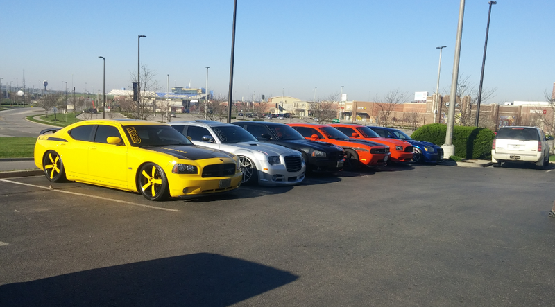 Kansas City Mopar-nuts meet at an IHOP.